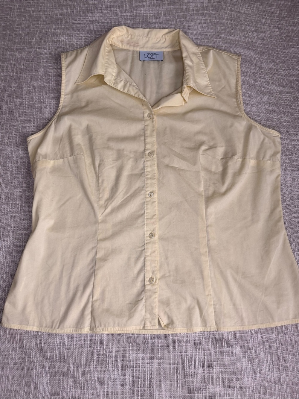 Ann Taylor LOFT Yellow Sleeveless Button Up Stretch Blouse Size Small
